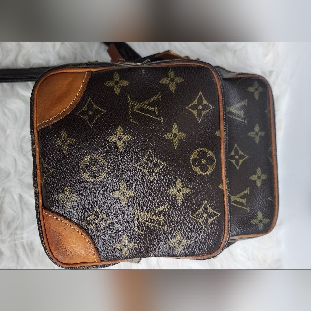 Louis Vuitton Brown Monogram Crossbody Bag - Picture 7 of 12